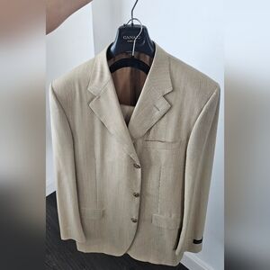 Canali 2Pc Suit – Super 120’s Wool. EU 56 (Equivalent to US 46R) – Drop 6L